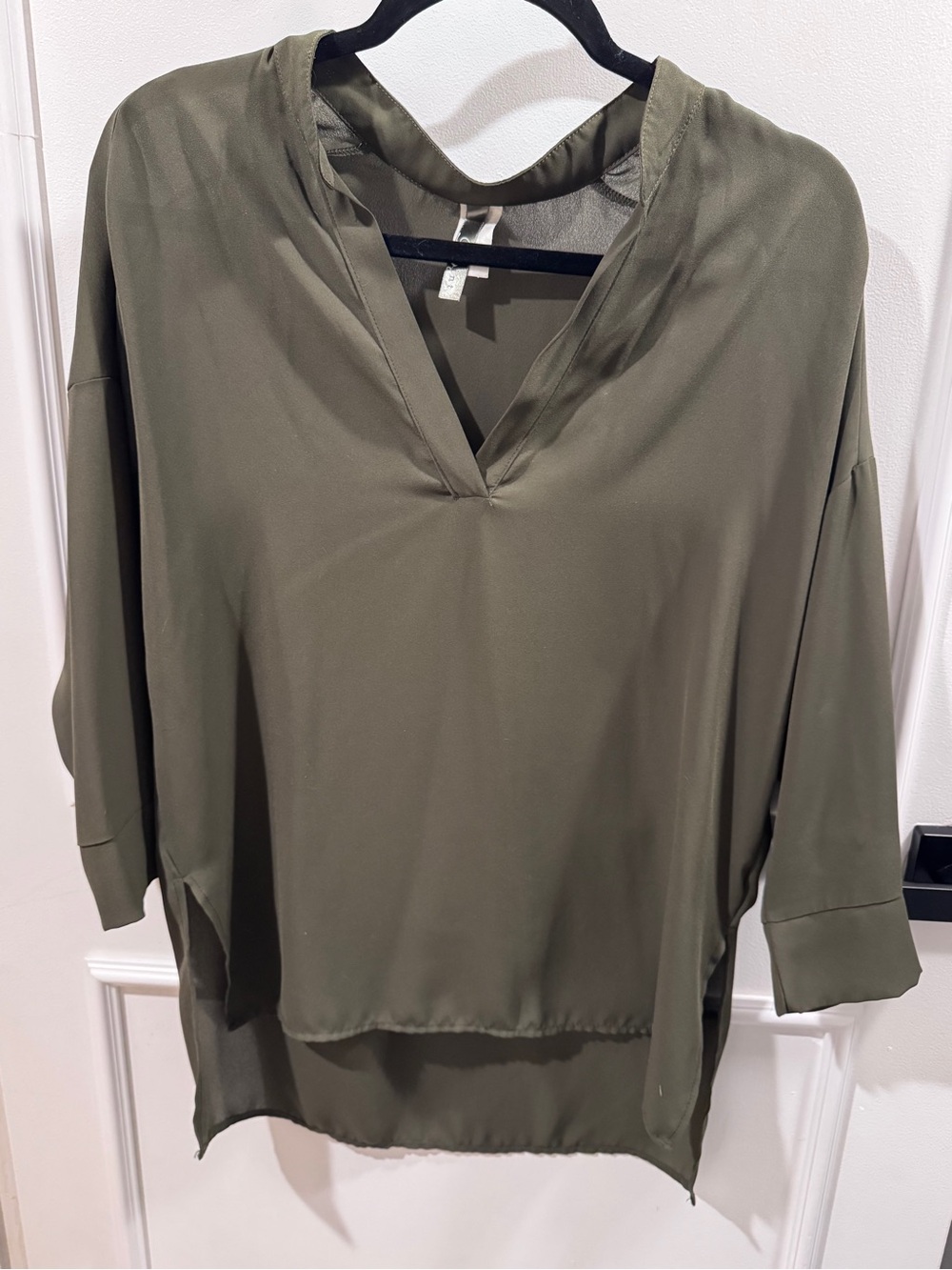 Women’s Olive V-Neck Tunic Top - Relaxed Silhouette